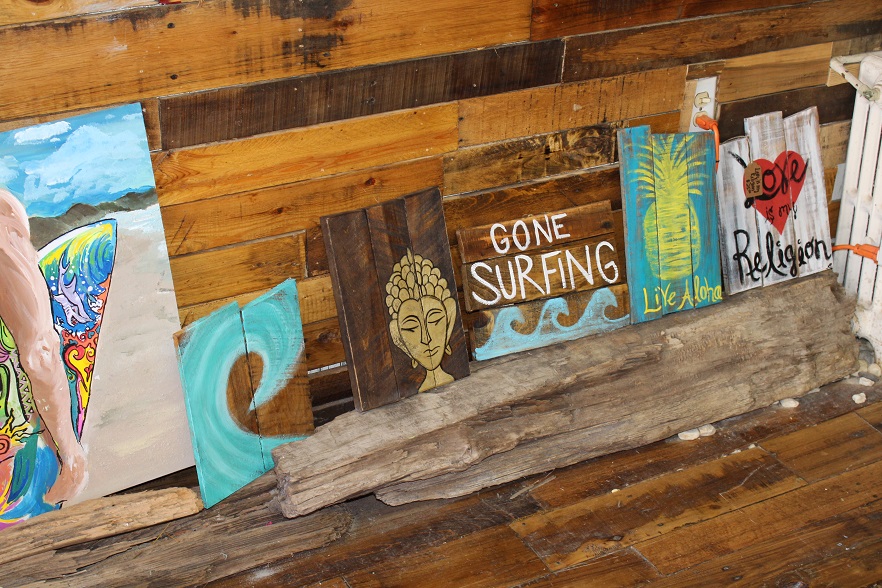 A variation of the "Gone Surfing" sign that helped launch the business.