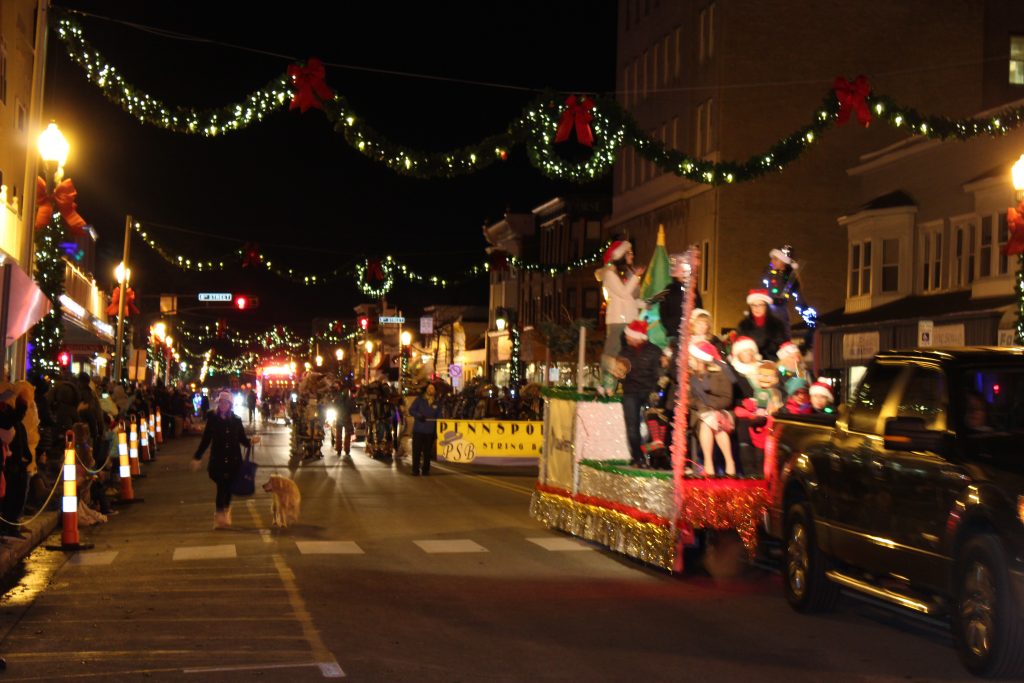 Ocean City Christmas Parade Delights Thousands of Spectators OCNJ Daily